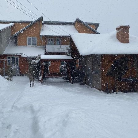 Pensiunea Lacramioara Vatra Dornei Exterior foto
