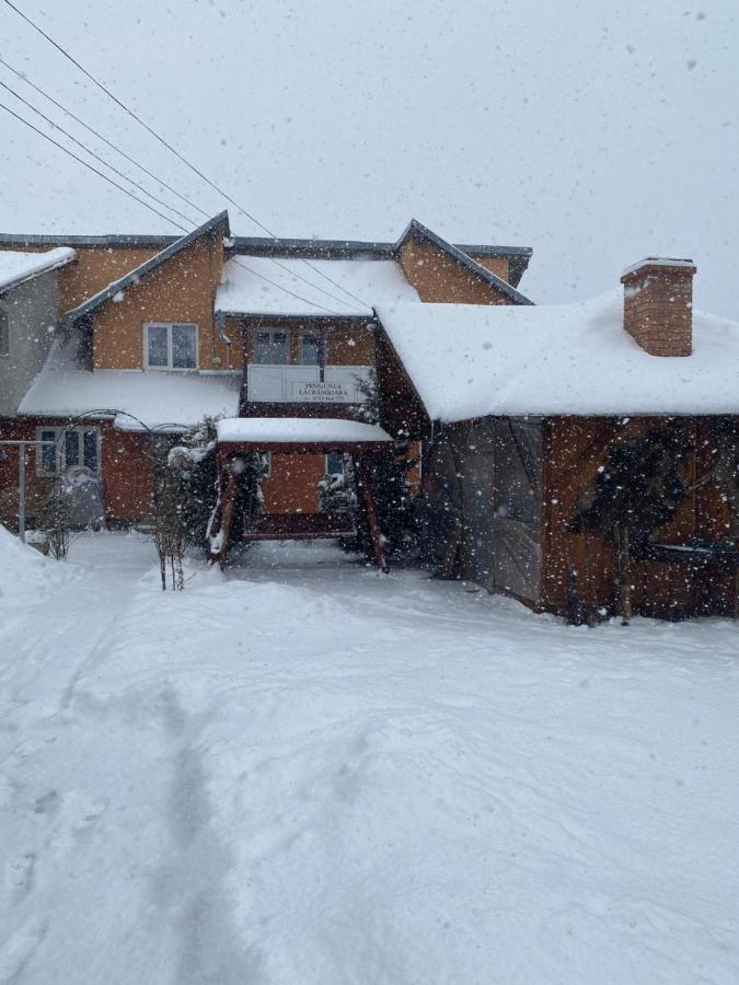 Pensiunea Lacramioara Vatra Dornei Exterior foto
